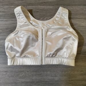 Enell NL100 High Impact Front Close White Sports Bra Size 2 Bust 38/42,Rib 33/35